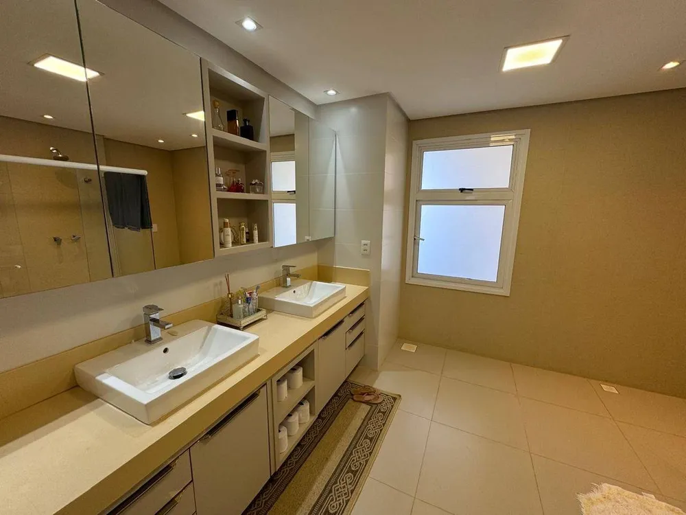 Apartamento, 4 quartos, 375 m² - Foto 1