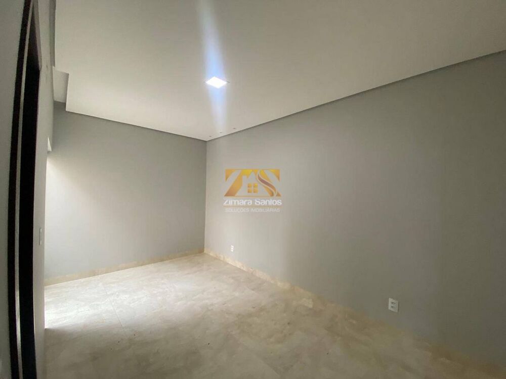 Casa à venda com 3 quartos, 100m² - Foto 4