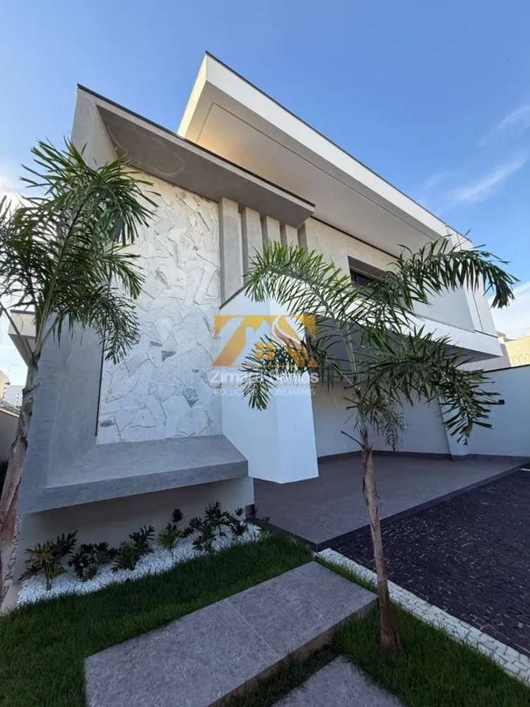 Casa, 4 quartos, 242 m² - Foto 1