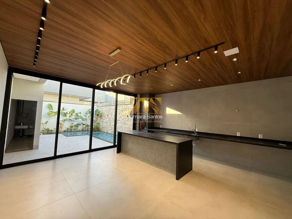Casa, 4 quartos, 242 m² - Foto 8
