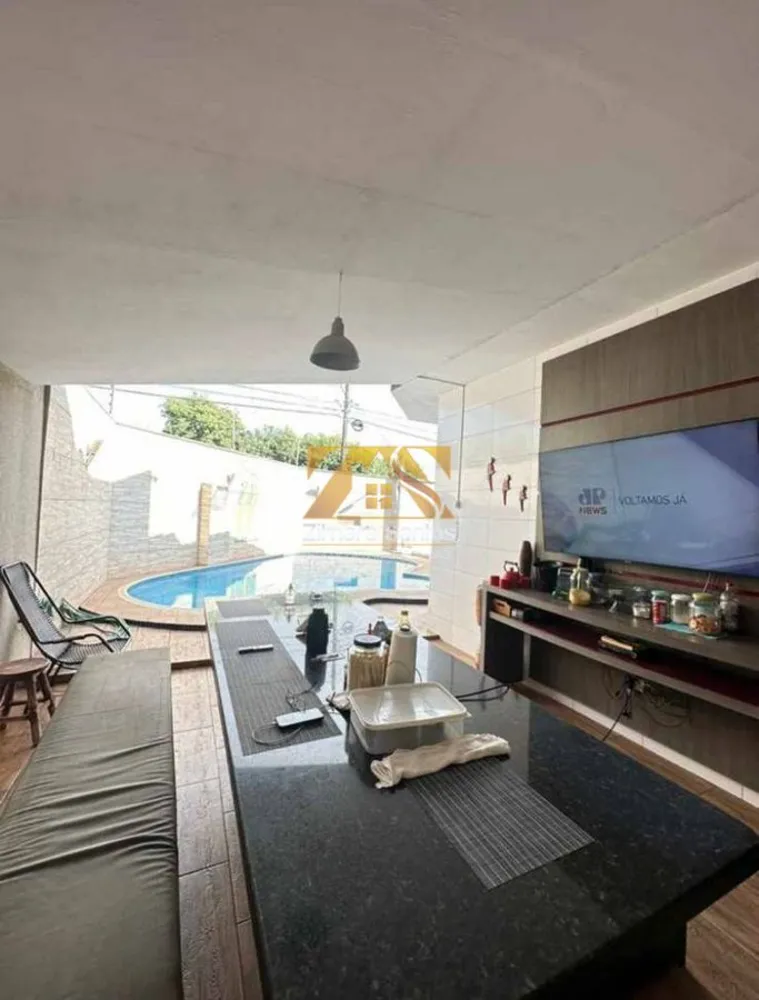 Casa, 5 quartos, 298 m² - Foto 2