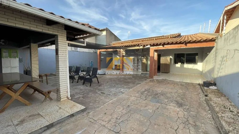 Casa, 4 quartos, 189 m² - Foto 1