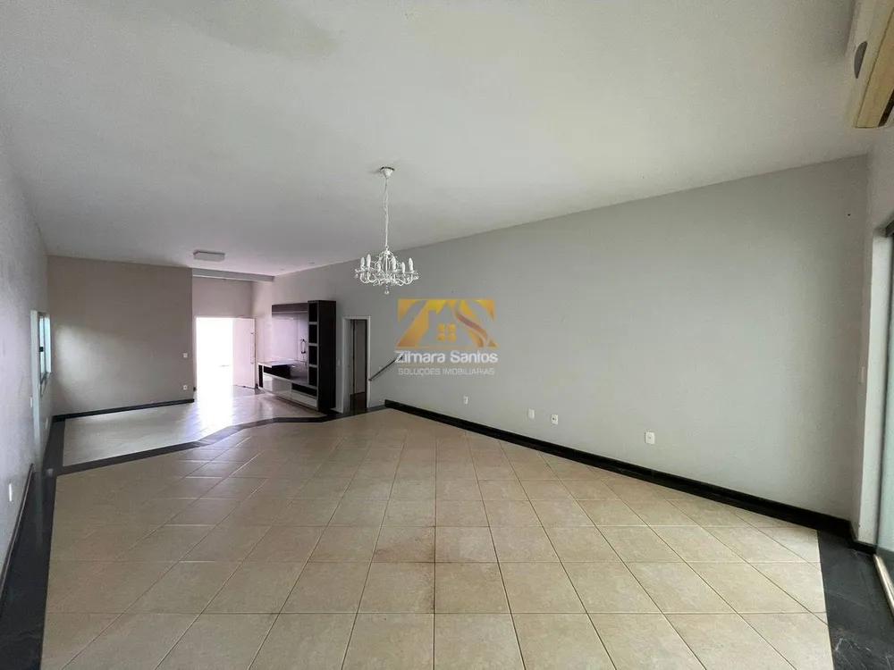 Casa, 4 quartos, 270 m² - Foto 2
