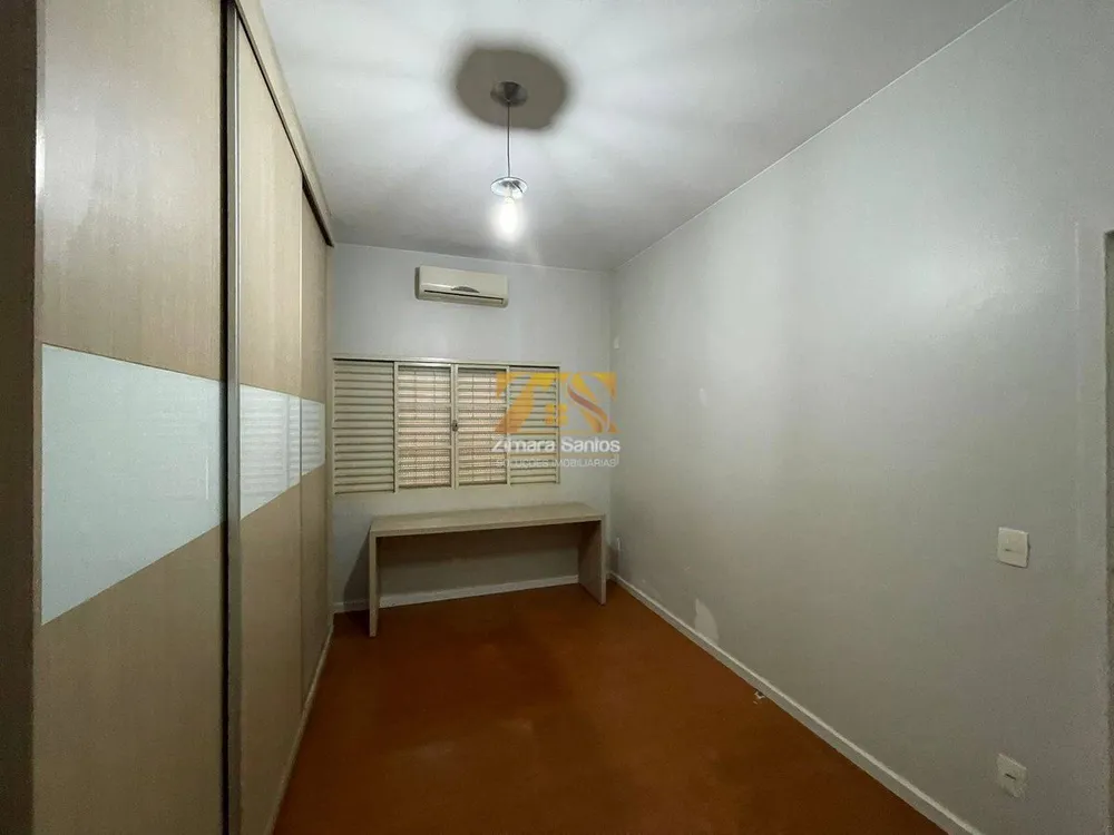 Casa, 4 quartos, 270 m² - Foto 5