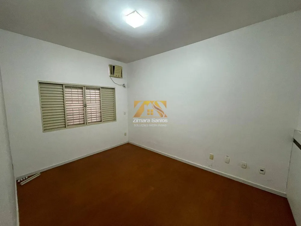 Casa, 4 quartos, 270 m² - Foto 7
