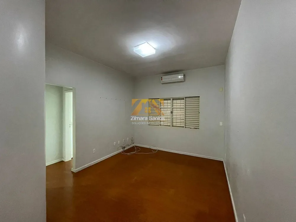 Casa, 4 quartos, 270 m² - Foto 8