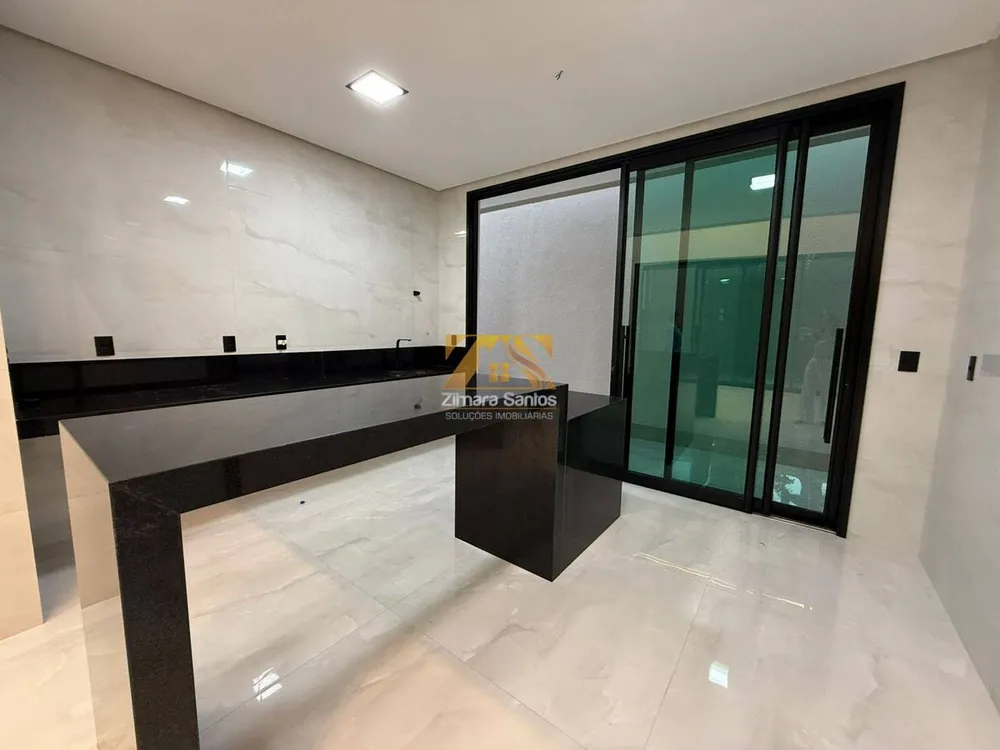 Casa, 3 quartos, 227 m² - Foto 3