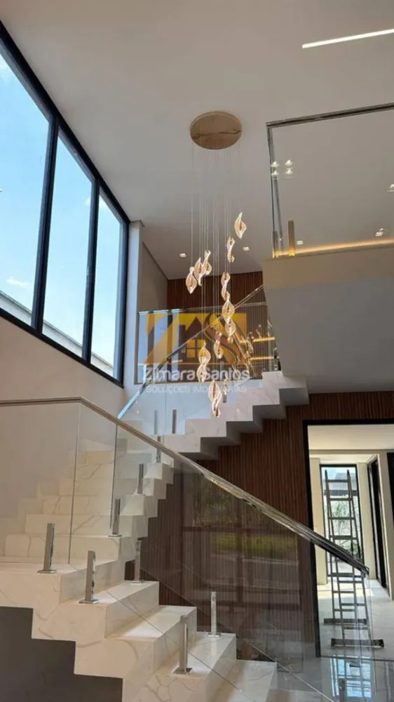 Sobrado, 4 quartos, 356 m² - Foto 1