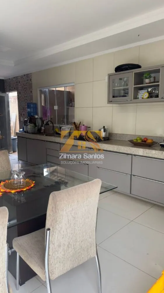 Sobrado, 4 quartos, 248 m² - Foto 4