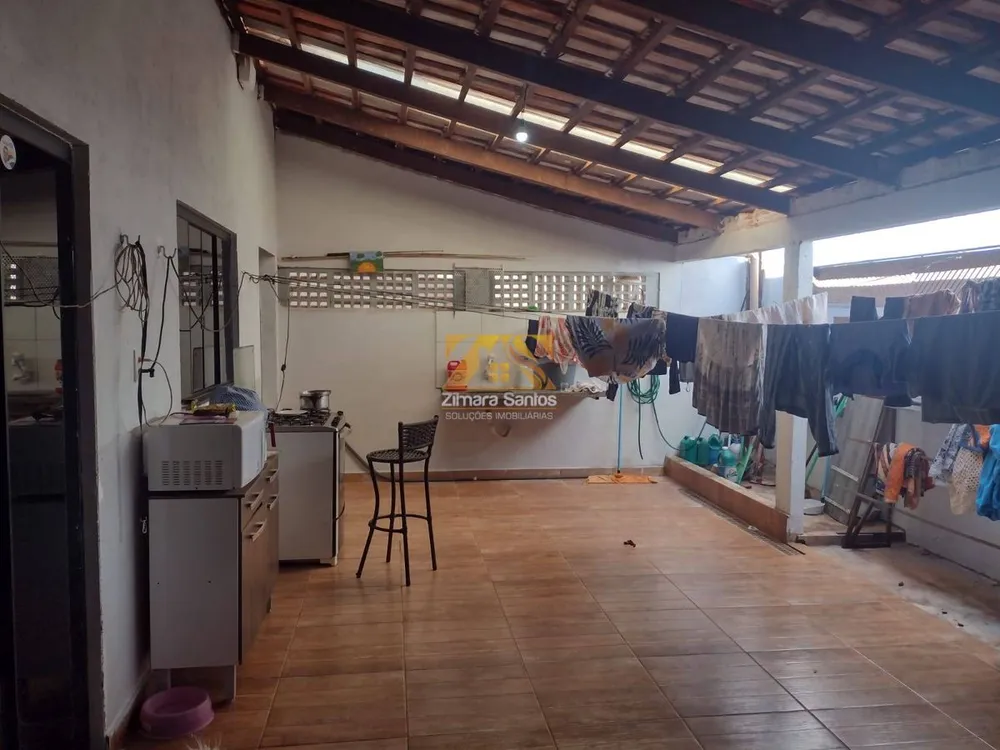 Casa, 3 quartos, 200 m² - Foto 4