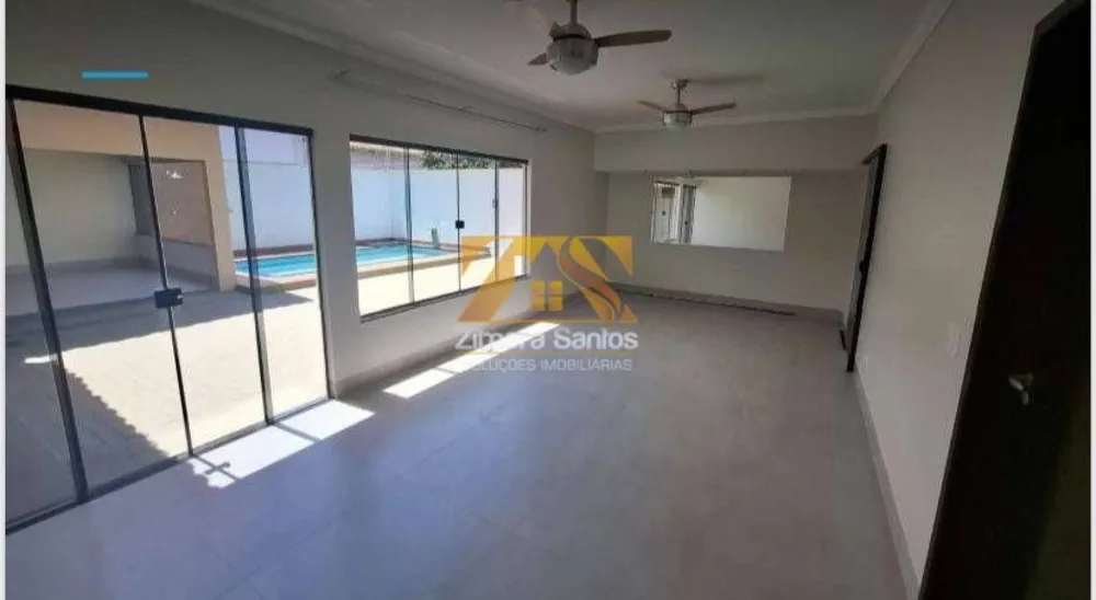 Casa, 3 quartos, 213 m² - Foto 3
