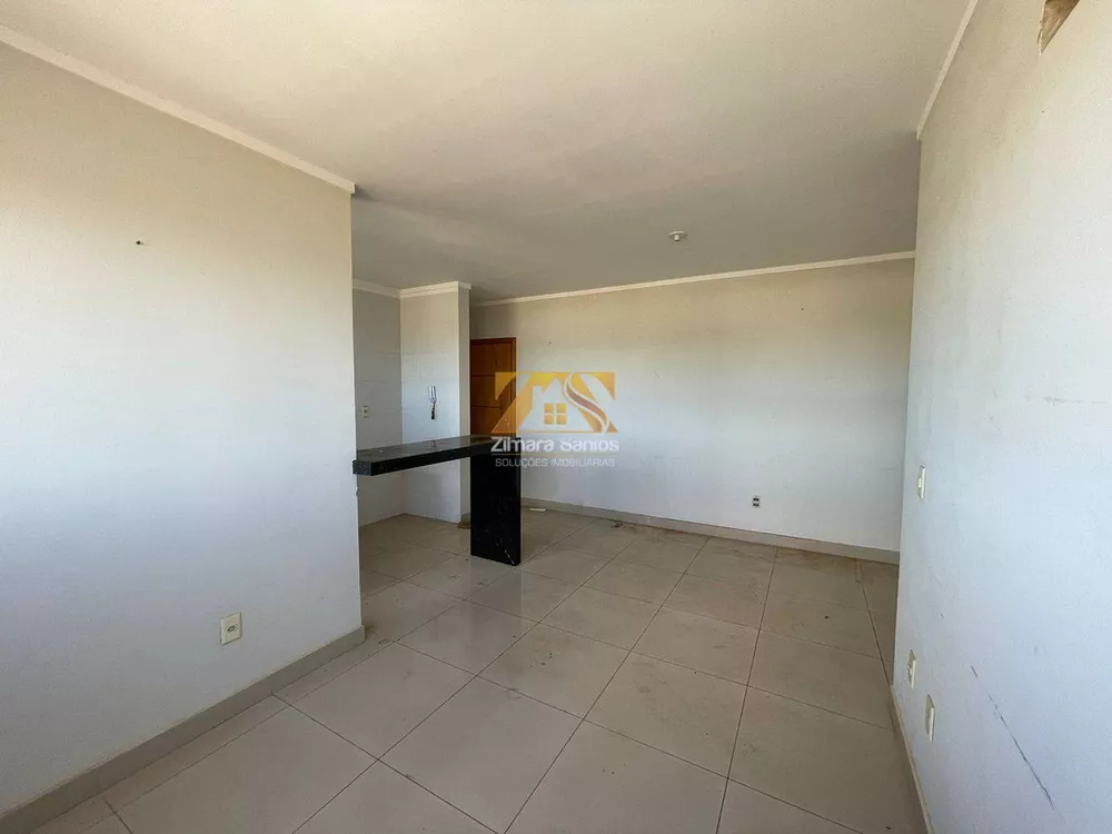 Apartamento à venda com 2 quartos, 62m² - Foto 2