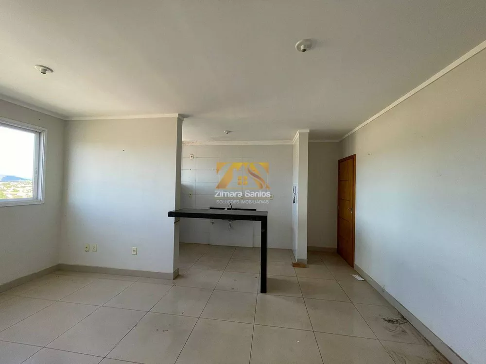 Apartamento à venda com 2 quartos, 62m² - Foto 4