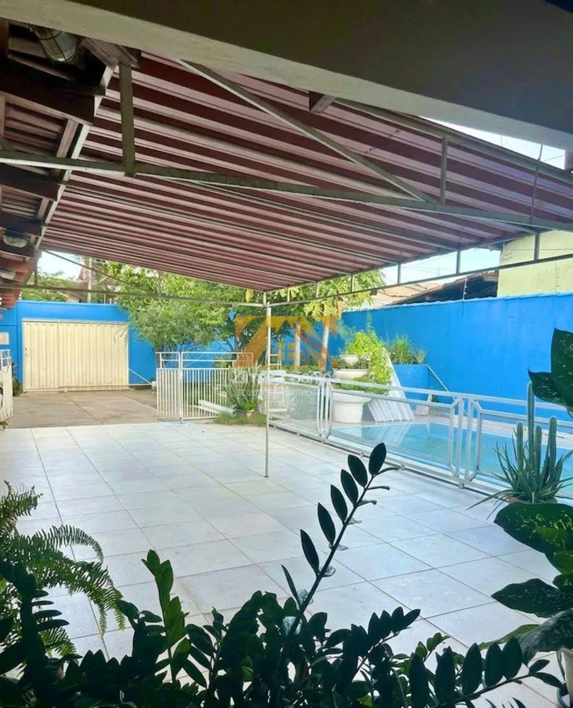 Casa, 3 quartos, 193 m² - Foto 2