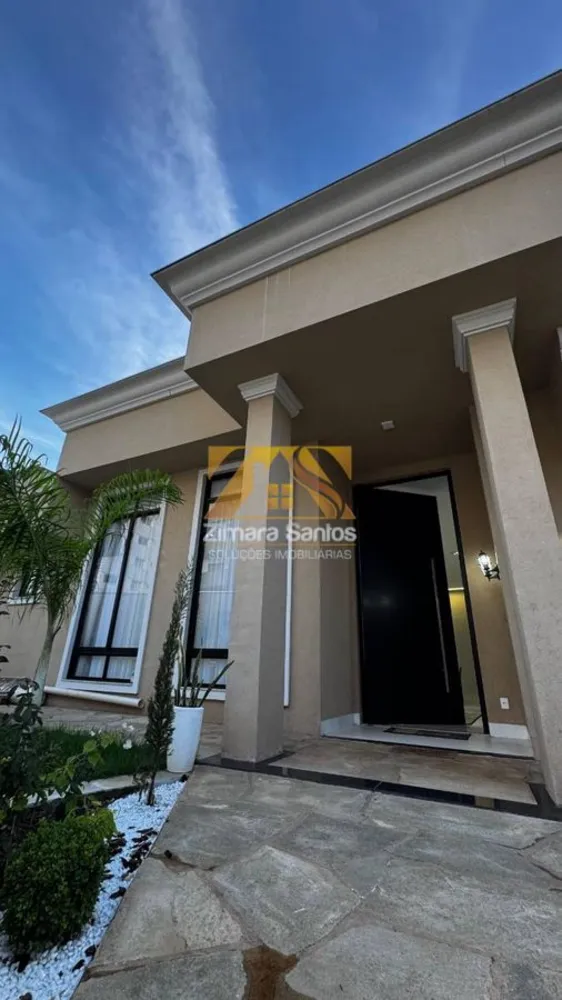 Casa, 6 quartos, 319 m² - Foto 1