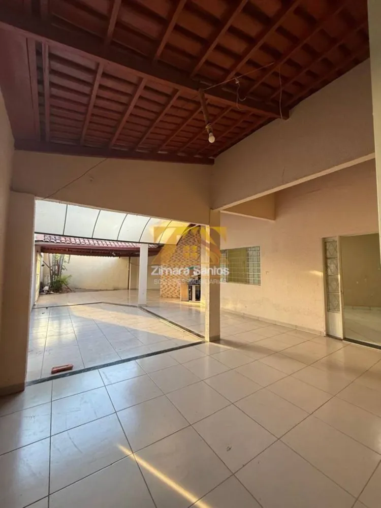 Casa, 3 quartos, 173 m² - Foto 2