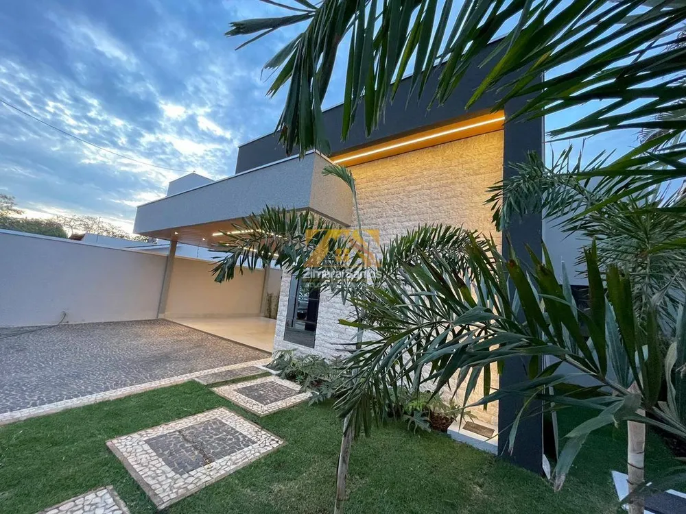 Casa, 3 quartos, 166 m² - Foto 2
