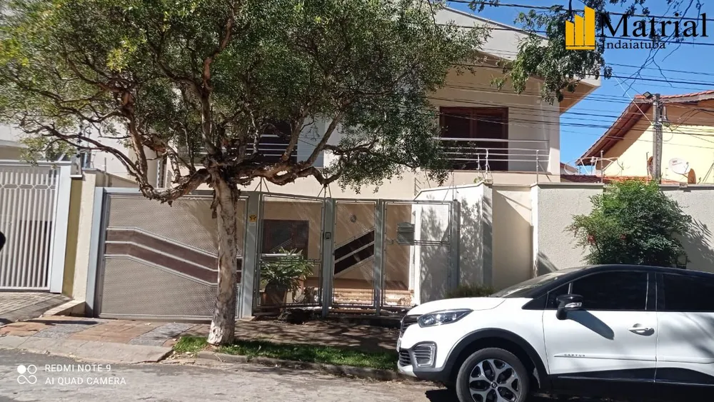 Sobrado, 3 quartos, 453 m² - Foto 1