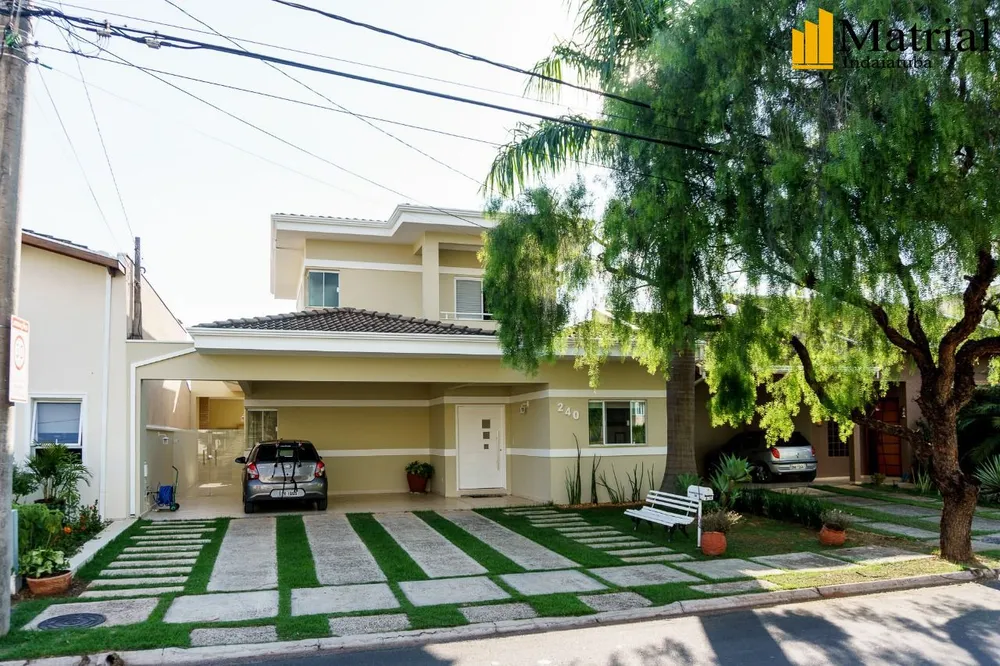 Sobrado, 3 quartos, 240 m² - Foto 1