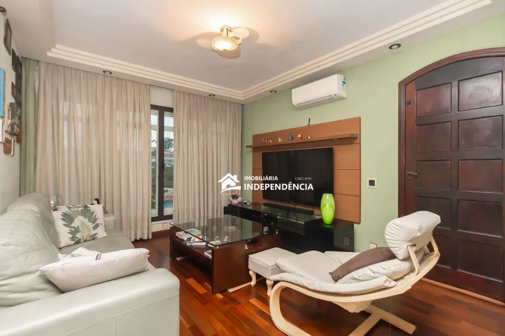 Casa, 3 quartos, 316 m² - Foto 1