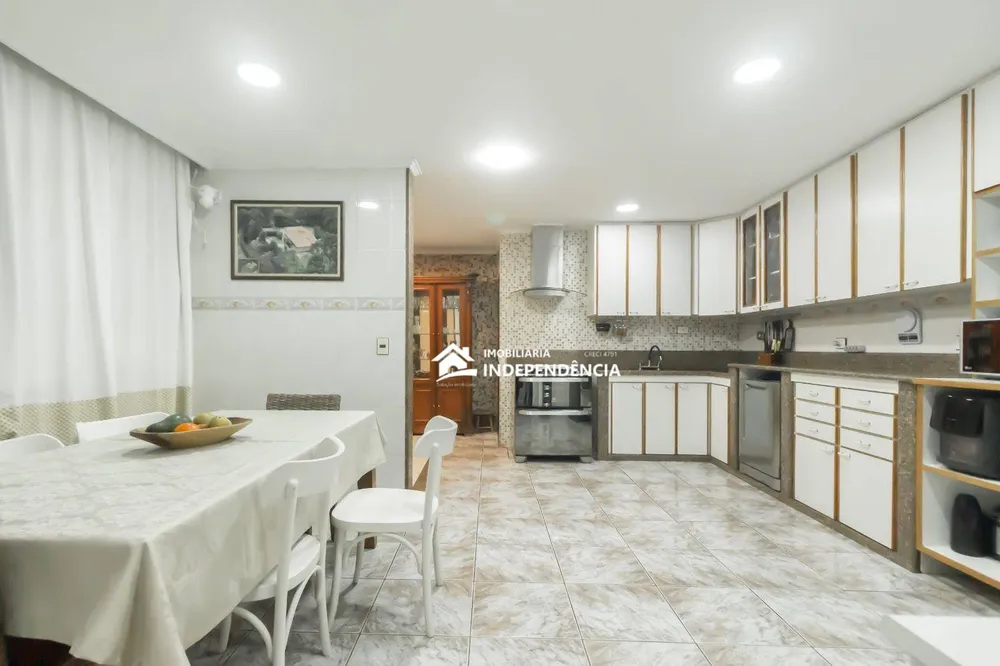 Casa, 3 quartos, 316 m² - Foto 19