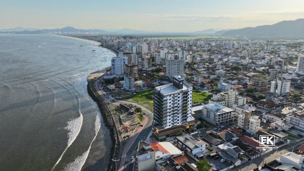 Apartamento, 3 quartos, 124 m² - Foto 2
