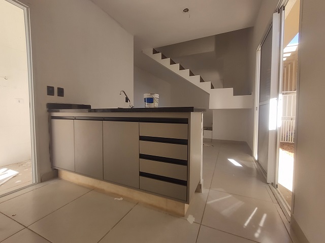 Casa de Condomínio à venda e aluguel com 3 quartos, 116m² - Foto 10