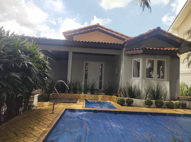 Casa de Condomínio para alugar com 3 quartos, 254m² - Foto 50