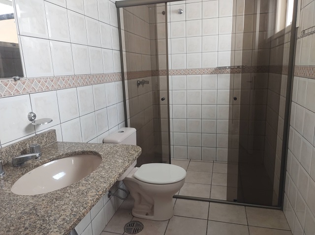 Casa de Condomínio para alugar com 3 quartos, 254m² - Foto 12