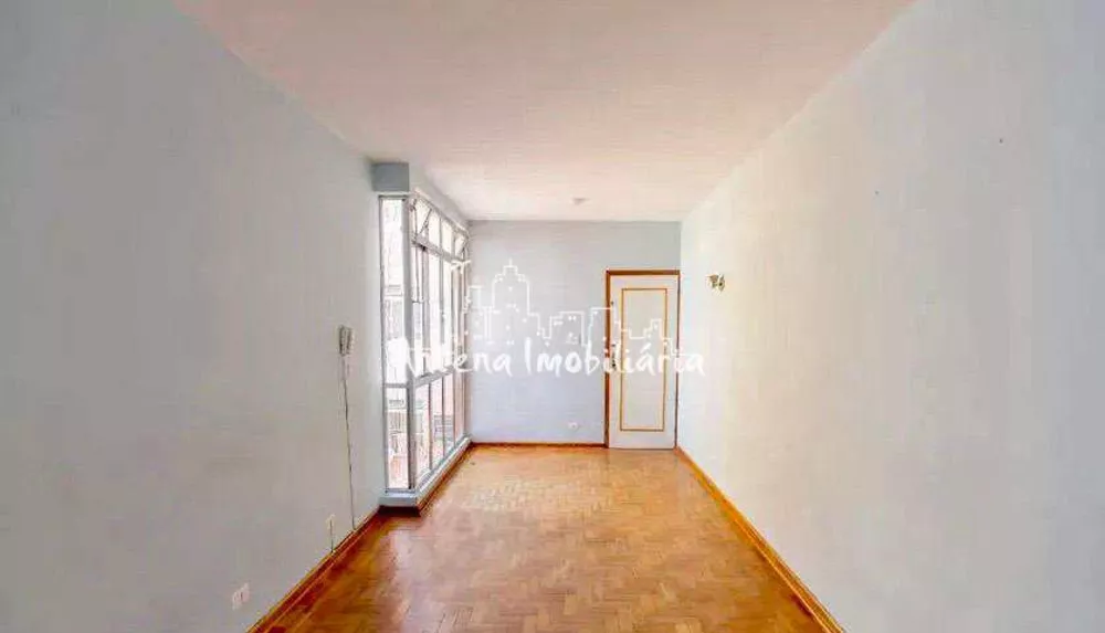 Apartamento à venda com 2 quartos, 72m² - Foto 1