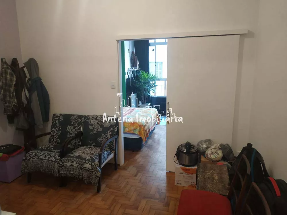 Apartamento à venda com 1 quarto, 47m² - Foto 2