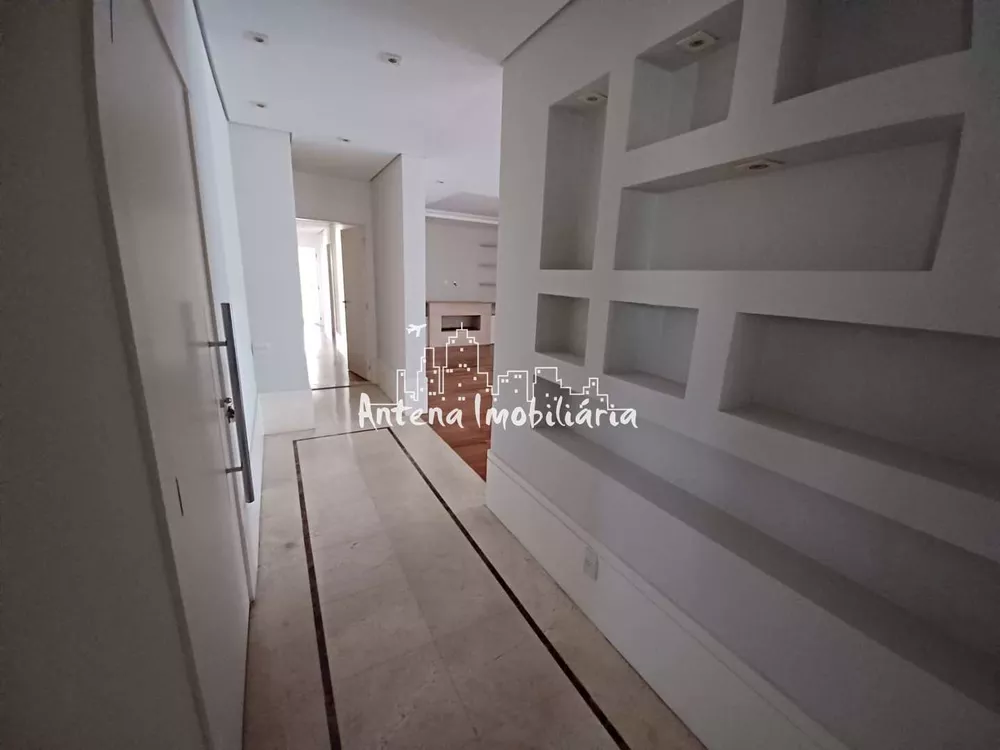 Apartamento à venda com 4 quartos, 301m² - Foto 3