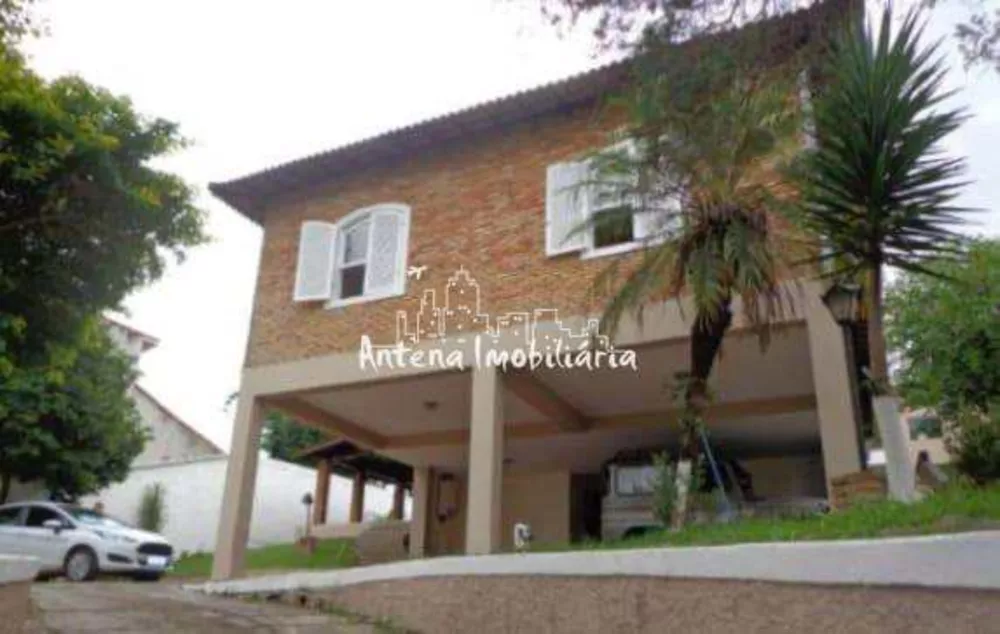 Casa à venda com 4 quartos, 550m² - Foto 2