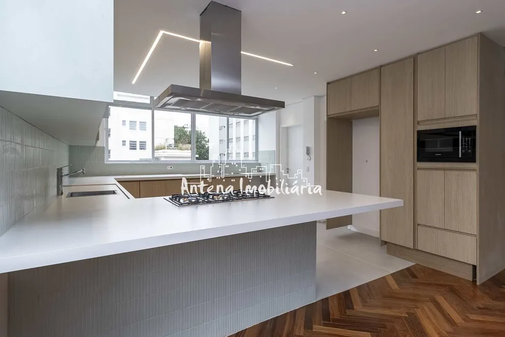 Apartamento, 3 quartos, 230 m² - Foto 1