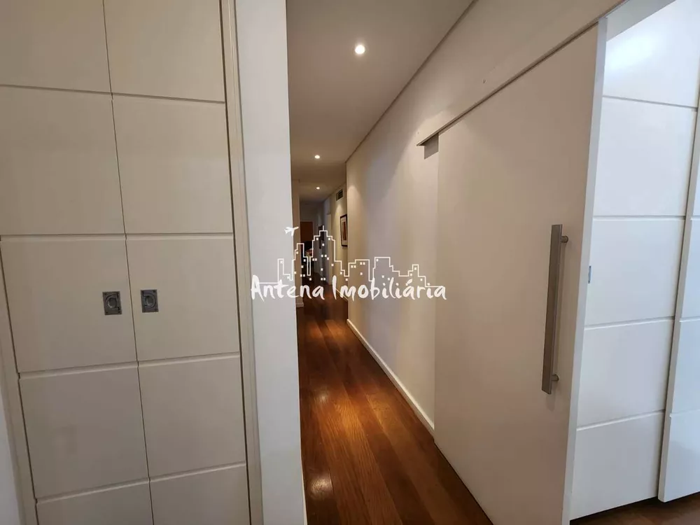 Apartamento à venda com 4 quartos, 218m² - Foto 8