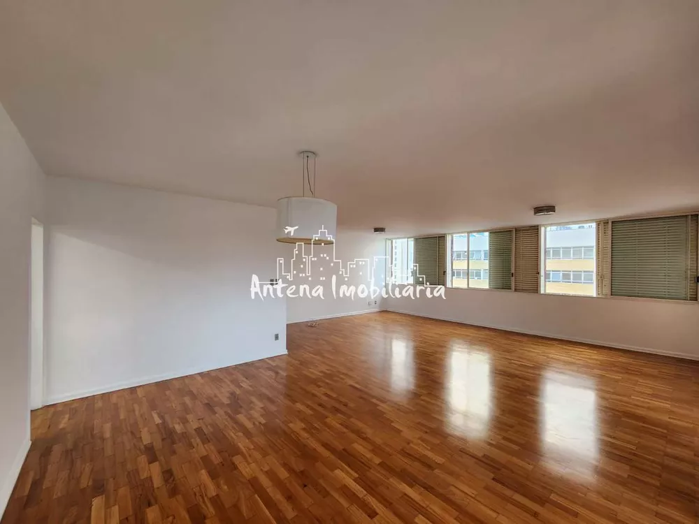 Apartamento à venda e aluguel com 3 quartos, 210m² - Foto 1