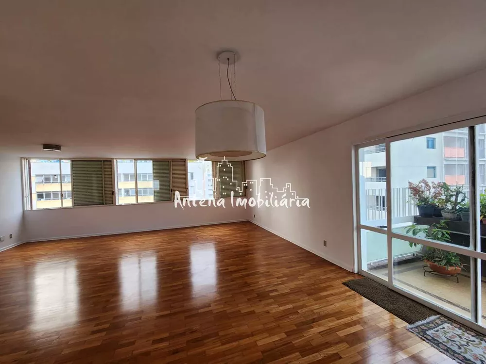 Apartamento à venda e aluguel com 3 quartos, 210m² - Foto 2