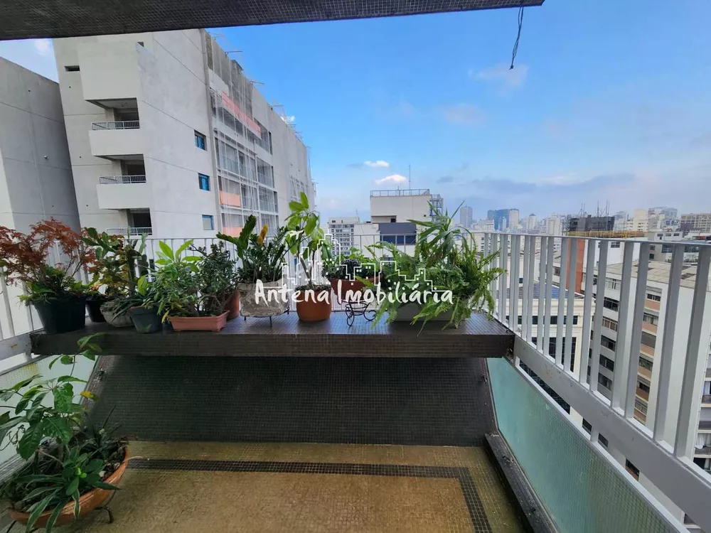 Apartamento à venda e aluguel com 3 quartos, 210m² - Foto 4