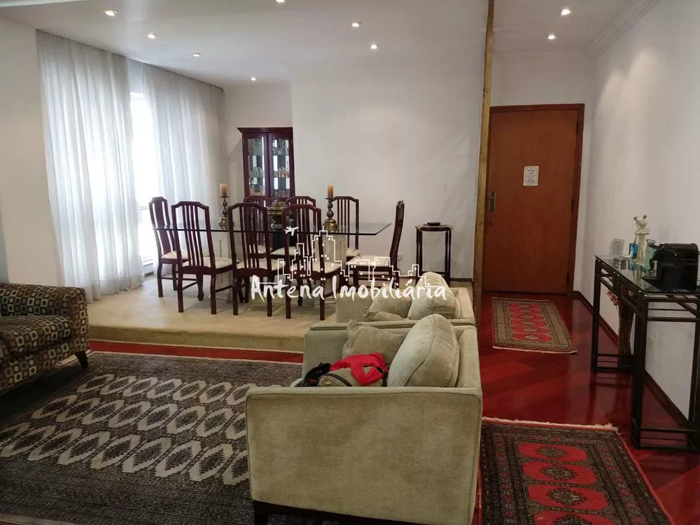 Apartamento à venda com 3 quartos, 174m² - Foto 1