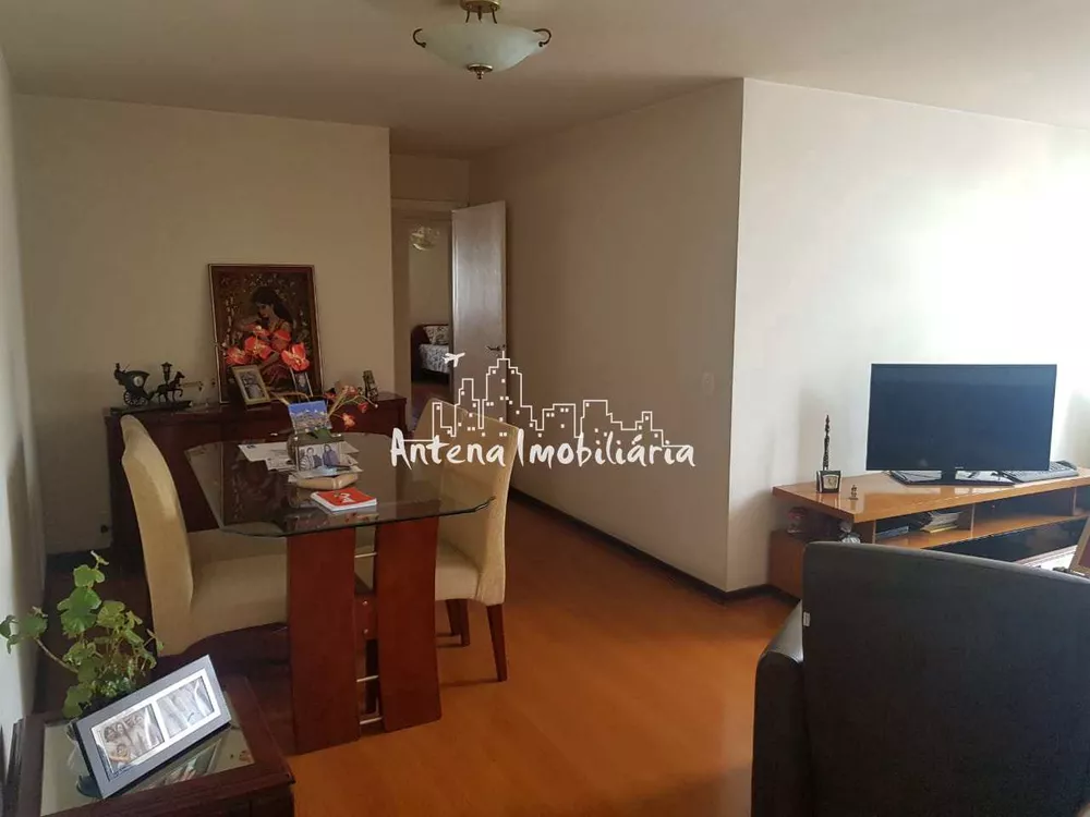 Apartamento à venda com 3 quartos, 104m² - Foto 2