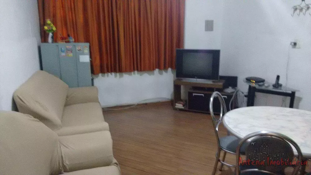 Apartamento à venda com 2 quartos, 74m² - Foto 1