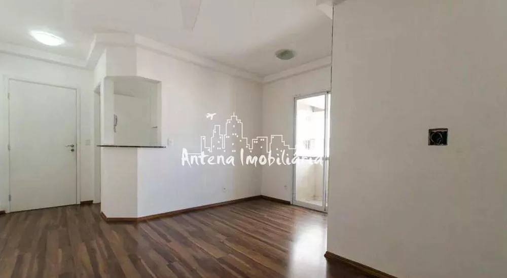 Apartamento à venda com 3 quartos, 60m² - Foto 2