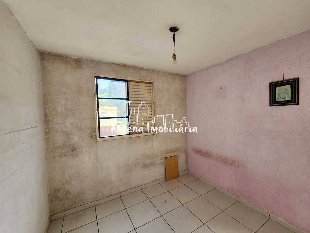 Apartamento à venda com 2 quartos, 45m² - Foto 2