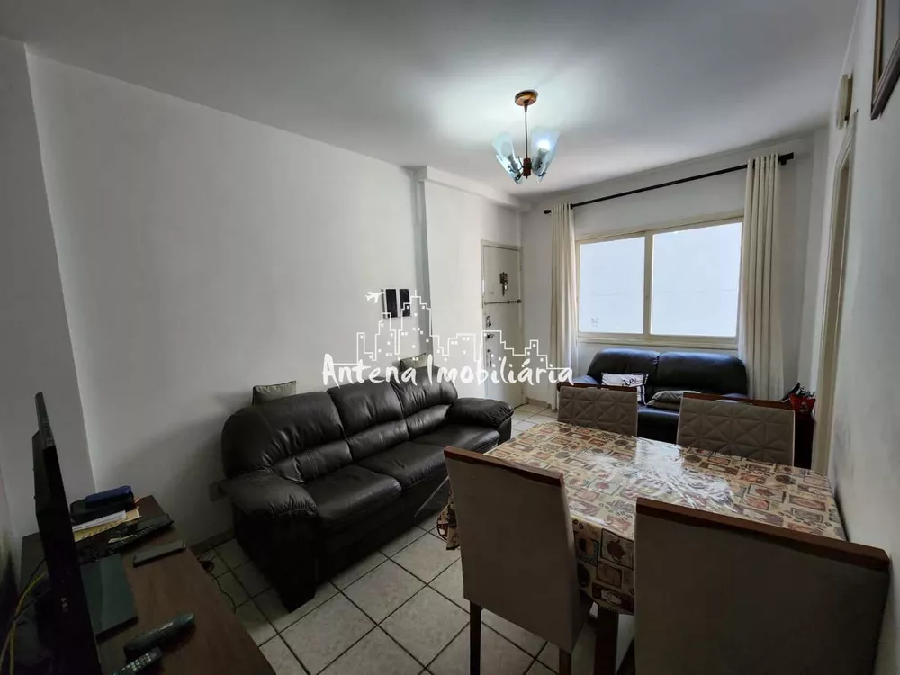 Apartamento à venda com 3 quartos, 72m² - Foto 1