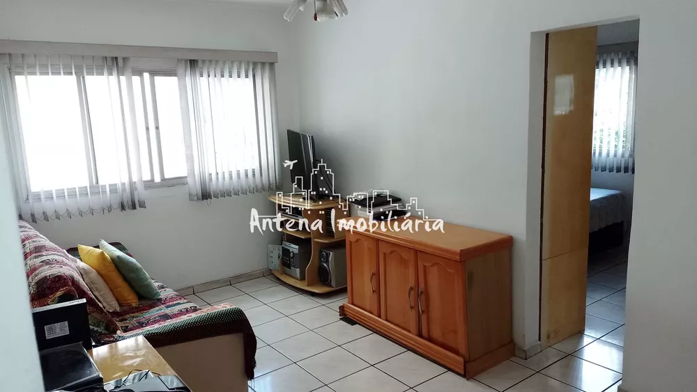 Apartamento à venda com 1 quarto, 43m² - Foto 2