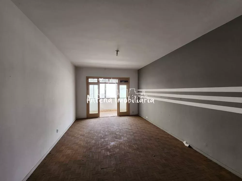 Apartamento à venda com 2 quartos, 130m² - Foto 1