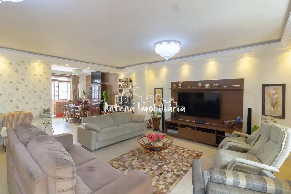 Apartamento, 3 quartos, 160 m² - Foto 1