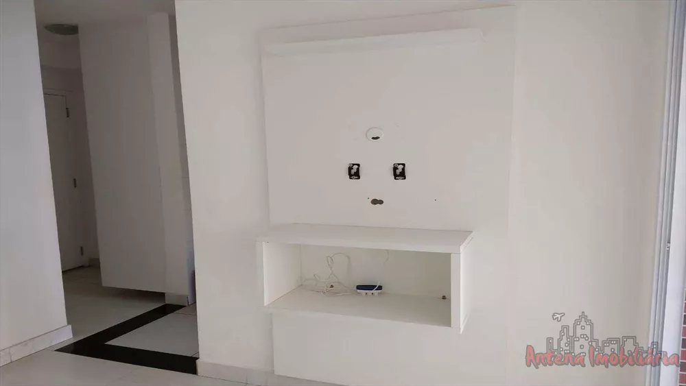 Apartamento à venda com 1 quarto, 41m² - Foto 2