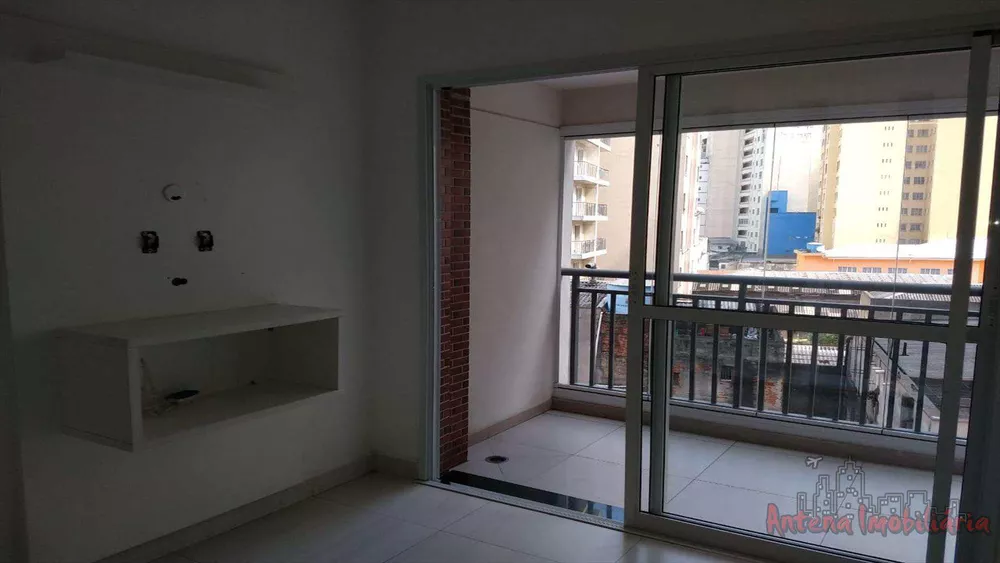 Apartamento à venda com 1 quarto, 41m² - Foto 1