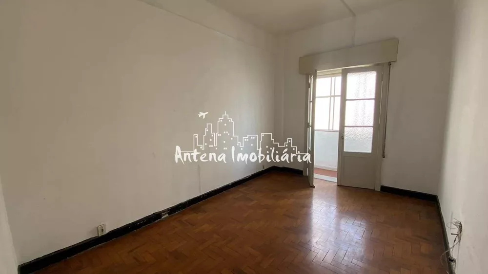 Apartamento à venda com 1 quarto, 50m² - Foto 2